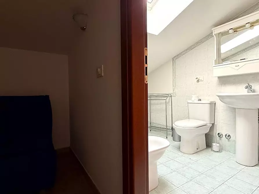 Immagine 21 di Appartamento in vendita  a Massa