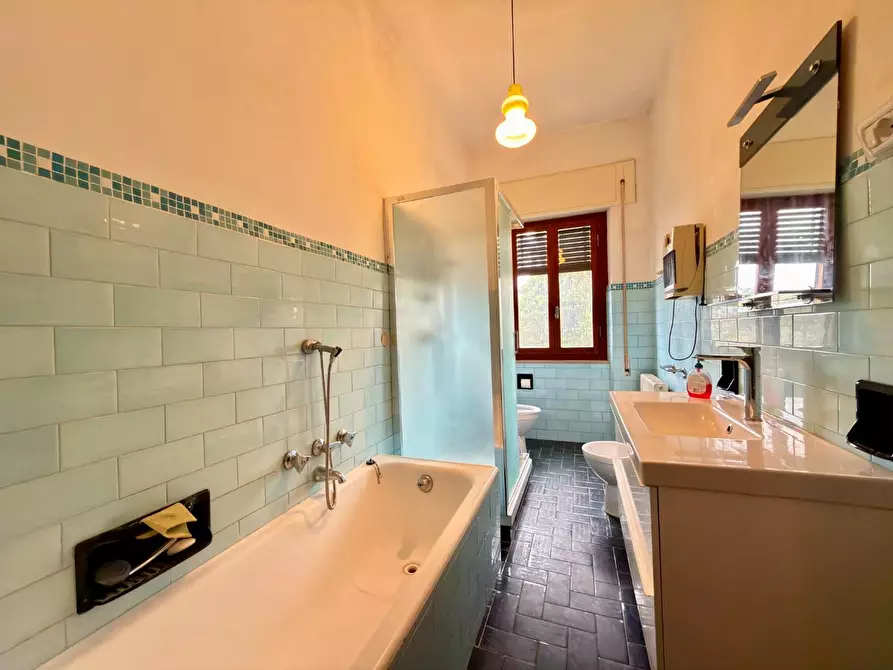 Immagine 11 di Casa indipendente in vendita  a Capannori