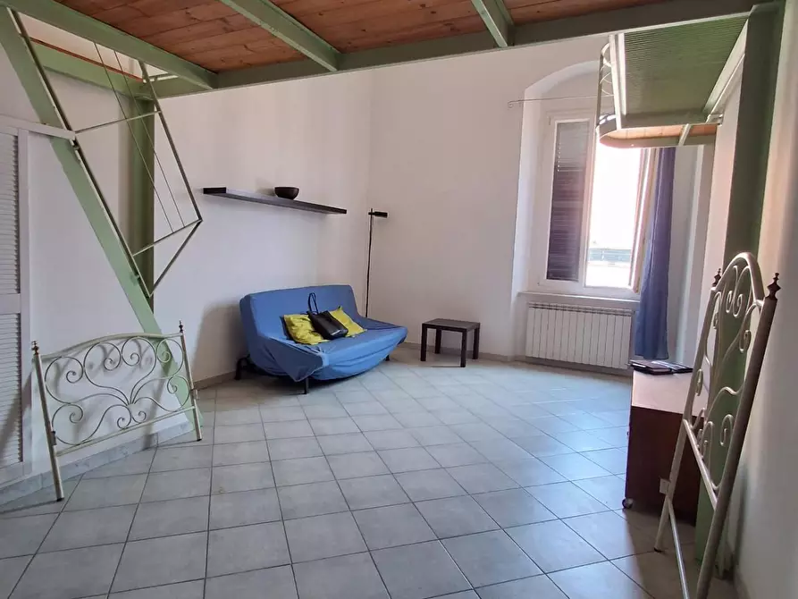 Immagine 3 di Appartamento in vendita  a Livorno