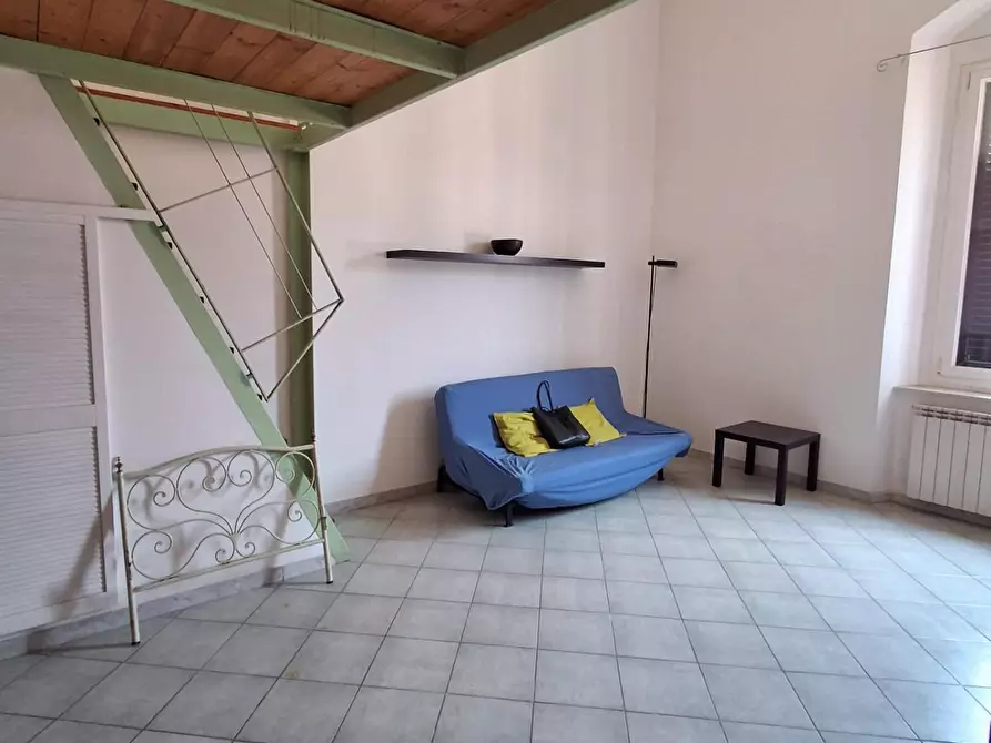 Immagine 2 di Appartamento in vendita  a Livorno