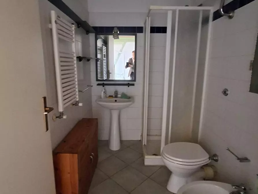 Immagine 8 di Appartamento in vendita  a Livorno