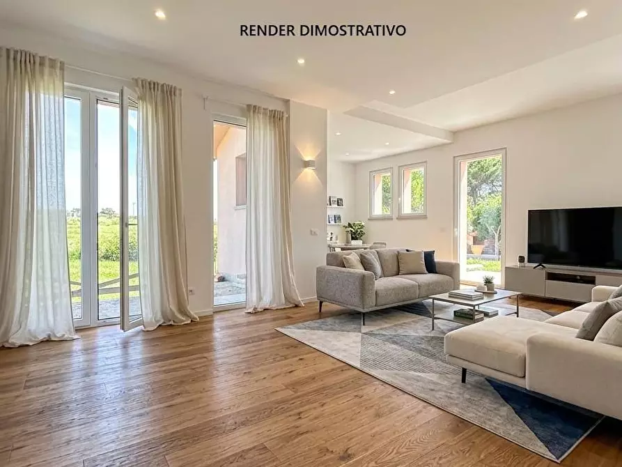 Immagine 11 di Villa in vendita  a Livorno