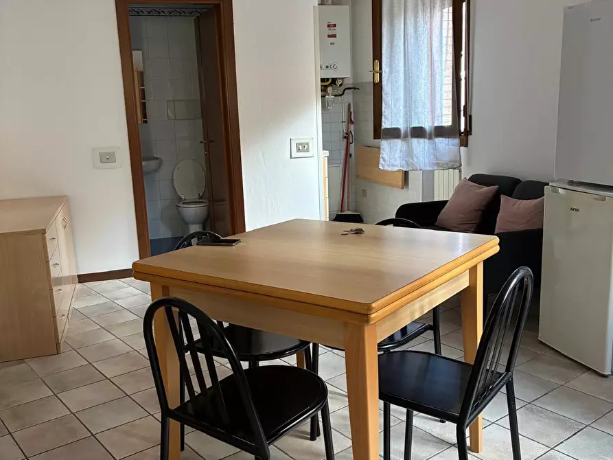 Immagine 3 di Appartamento in vendita  a San Gimignano