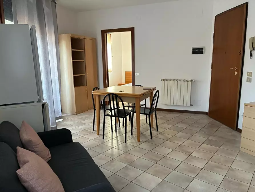 Immagine 1 di Appartamento in vendita  a San Gimignano