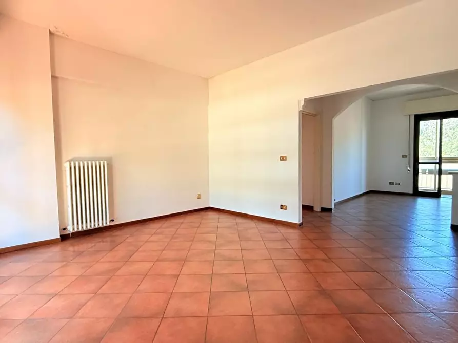 Immagine 1 di Appartamento in vendita  a Uzzano