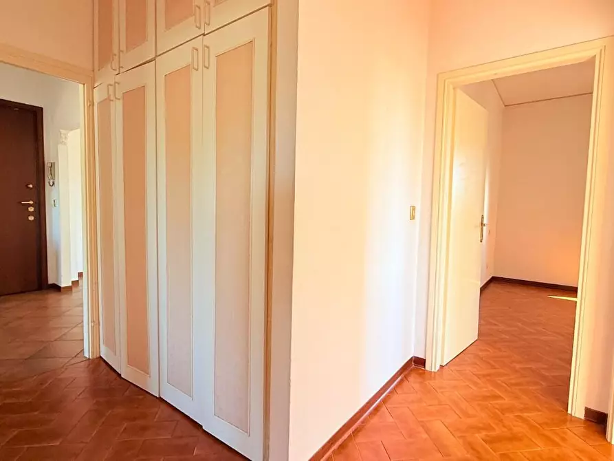 Immagine 23 di Appartamento in vendita  a Uzzano