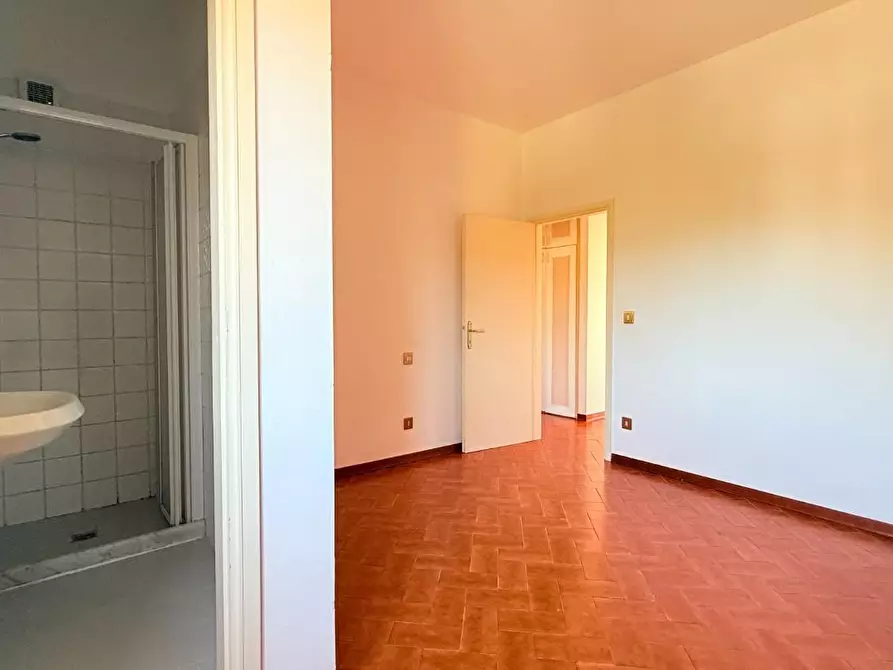 Immagine 27 di Appartamento in vendita  a Uzzano