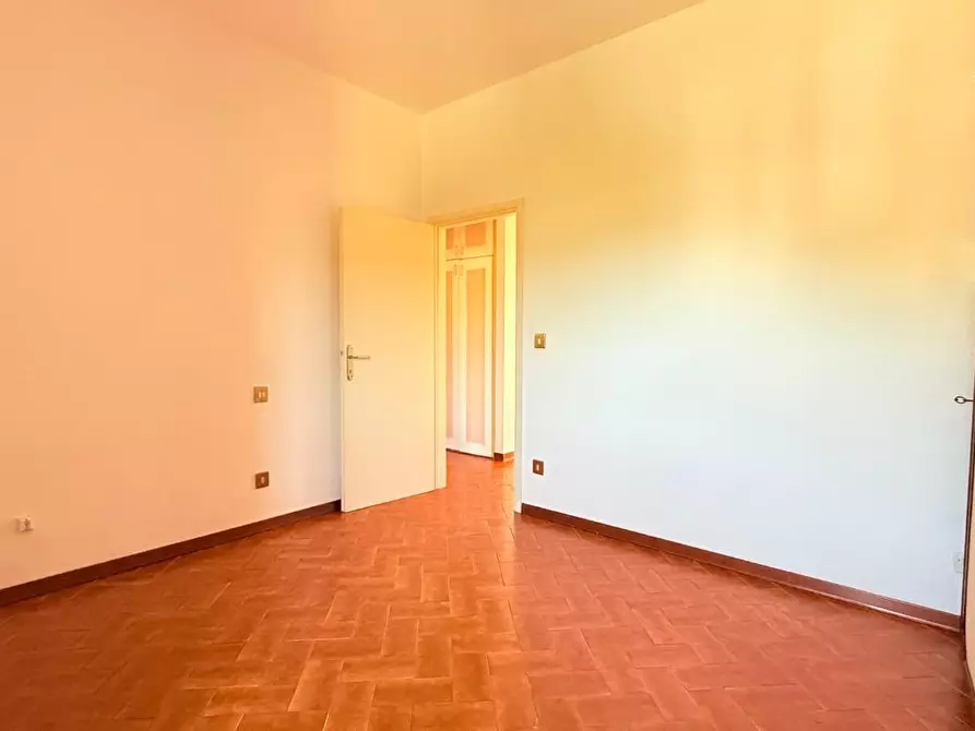 Immagine 30 di Appartamento in vendita  a Uzzano
