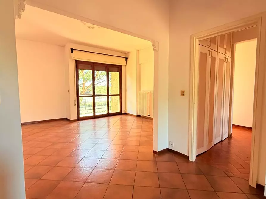 Immagine 21 di Appartamento in vendita  a Uzzano