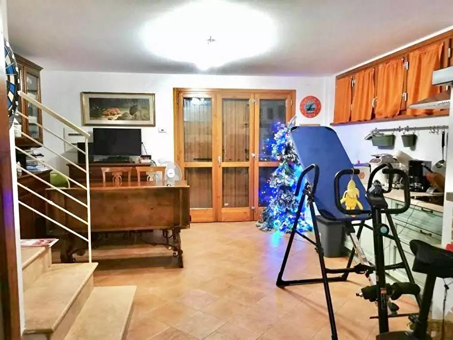 Immagine 5 di Porzione di casa in vendita  a Monteriggioni