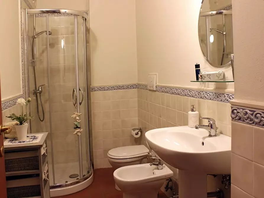 Immagine 7 di Appartamento in vendita  a Borgo A Mozzano