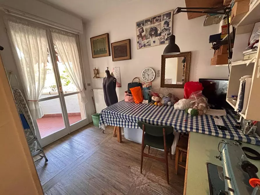 Immagine 8 di Appartamento in vendita  a Massa