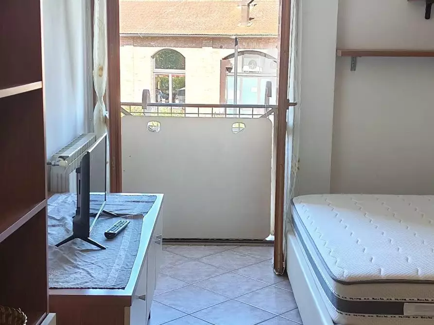 Immagine 5 di Appartamento in vendita  a Siena