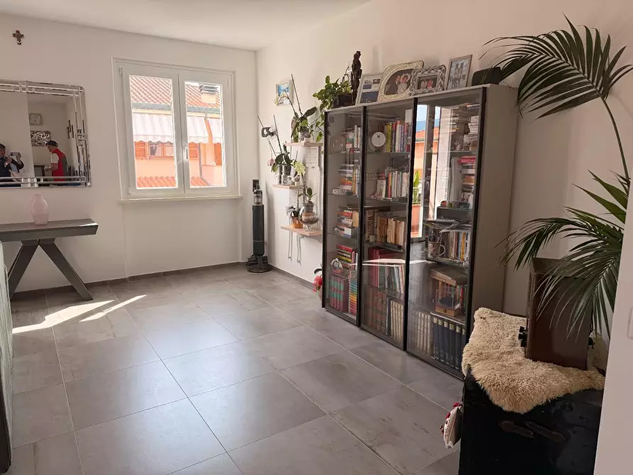 Immagine 2 di Villetta a schiera in vendita  a Viareggio