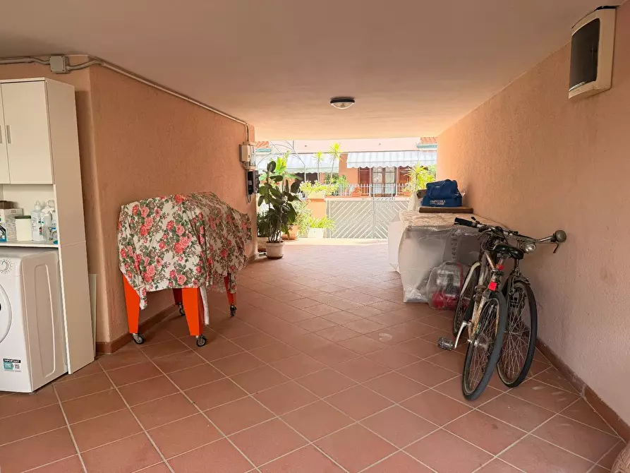 Immagine 11 di Villetta a schiera in vendita  a Viareggio