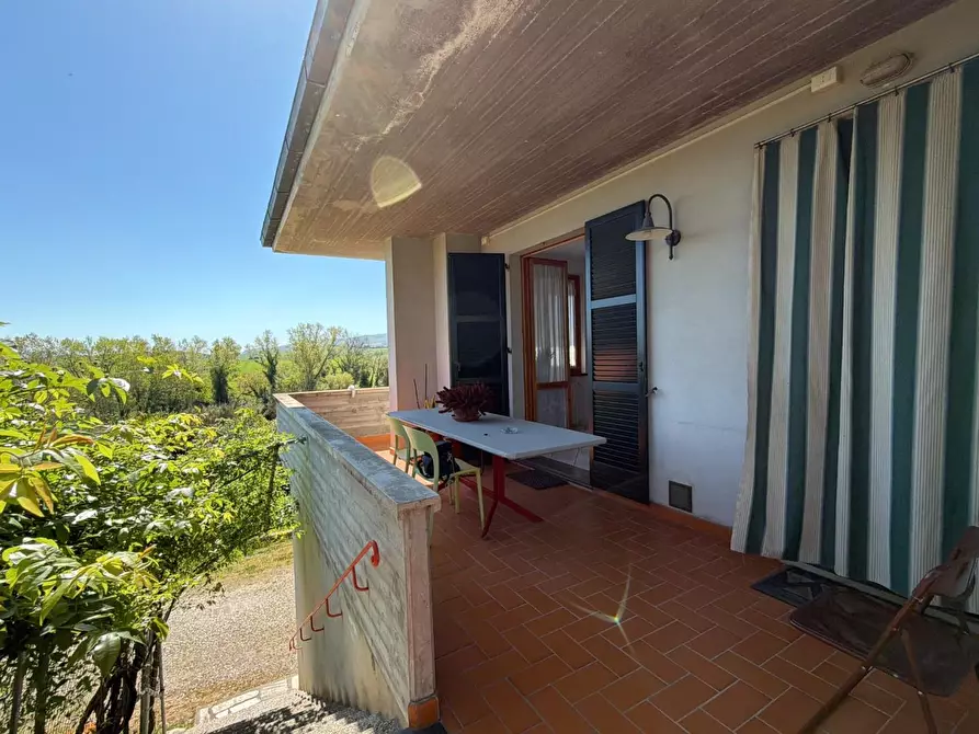 Immagine 6 di Villa in vendita  a Chianni