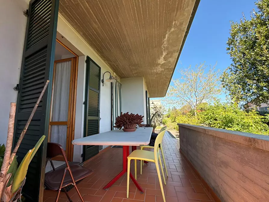 Immagine 4 di Villa in vendita  a Chianni