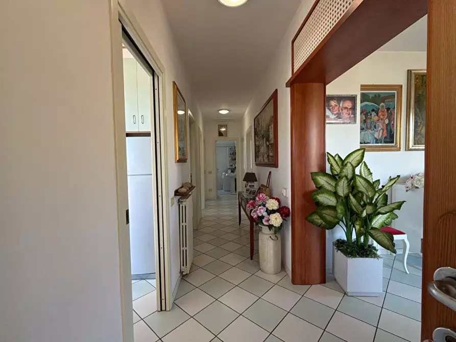 Immagine 9 di Villa in vendita  a Chianni