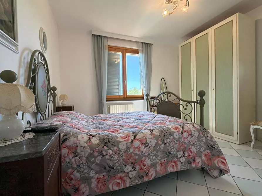 Immagine 15 di Villa in vendita  a Chianni