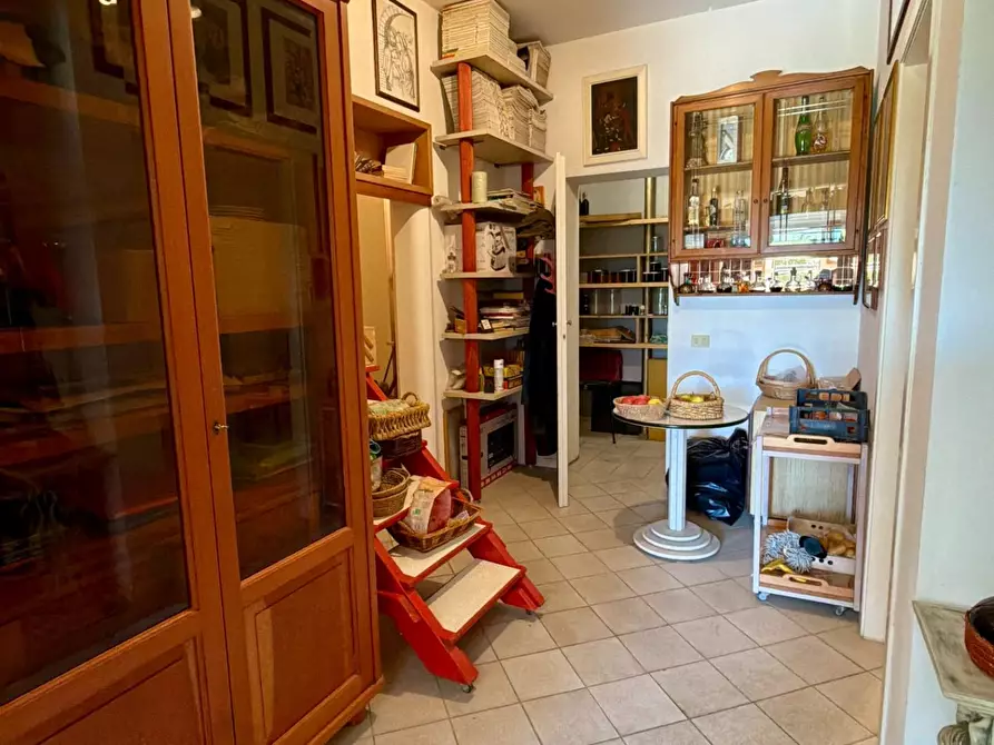 Immagine 24 di Villa in vendita  a Chianni