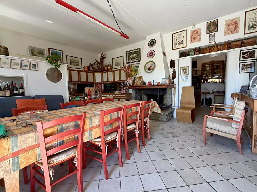 Immagine 20 di Villa in vendita  a Chianni