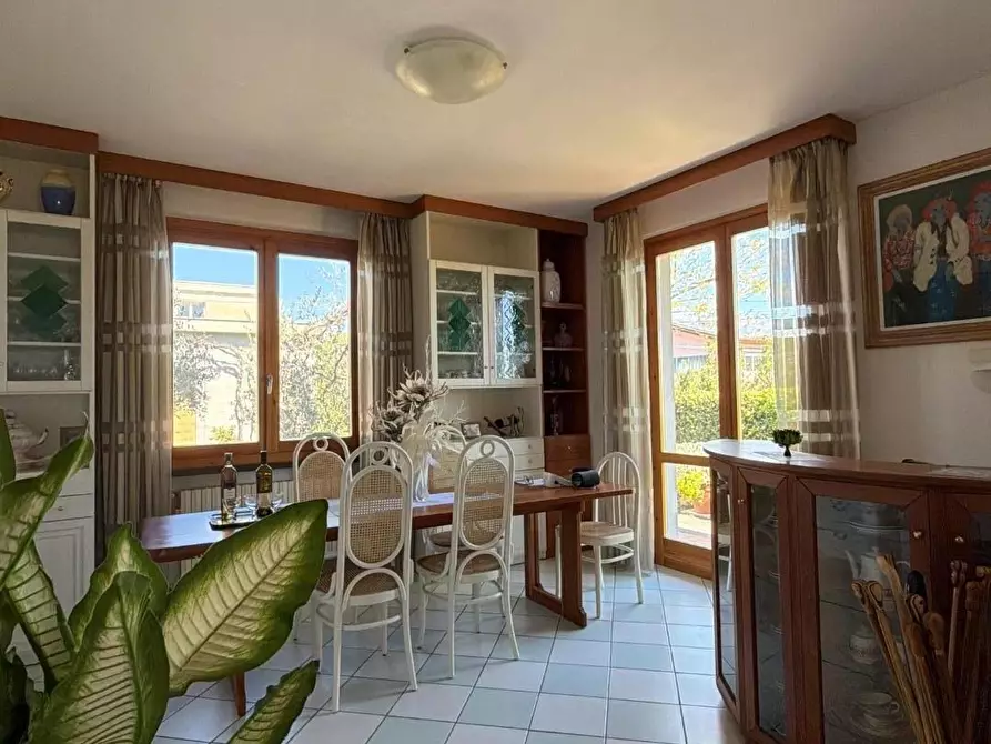 Immagine 11 di Villa in vendita  a Chianni
