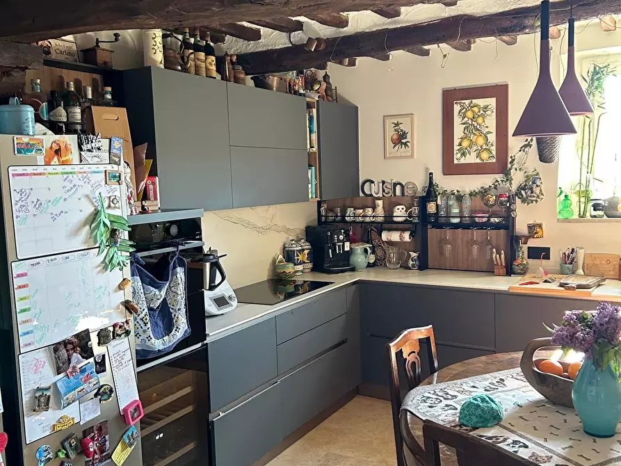 Immagine 4 di Appartamento in vendita  a Siena