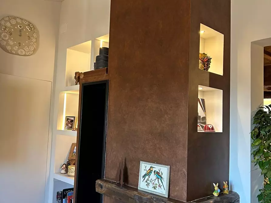 Immagine 12 di Appartamento in vendita  a Siena