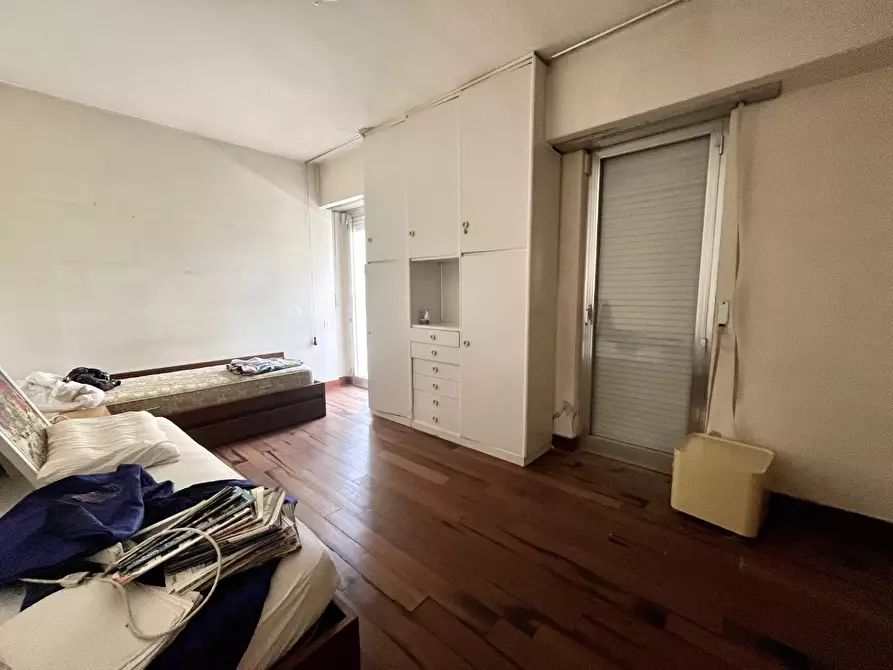 Immagine 10 di Mansarda in vendita  a Massa