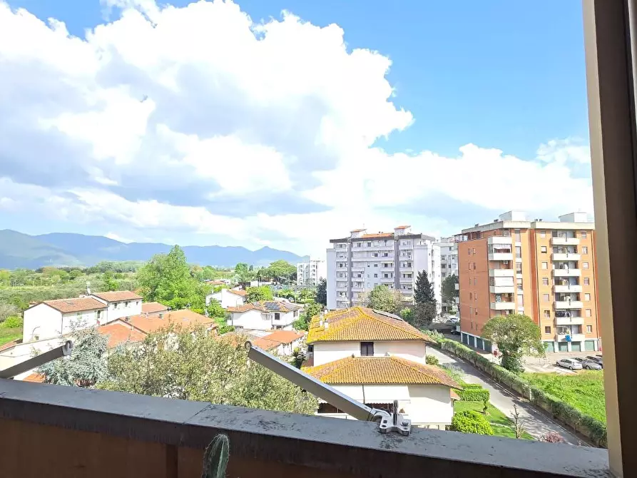 Immagine 12 di Appartamento in vendita  a Pisa