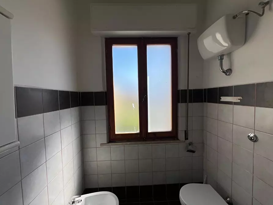 Immagine 45 di Appartamento in vendita  a Pontedera