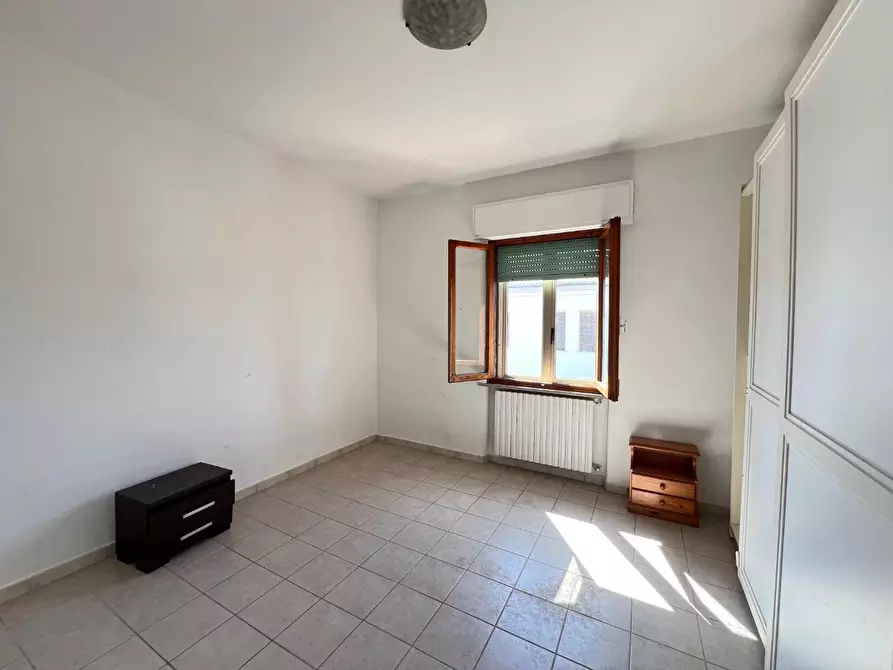 Immagine 38 di Appartamento in vendita  a Pontedera