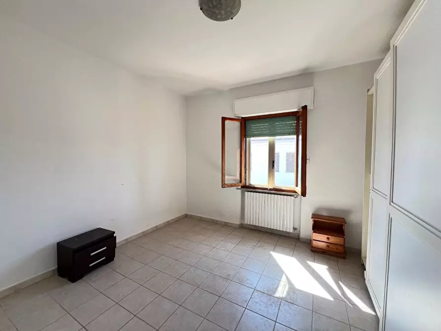 Immagine 22 di Appartamento in vendita  a Pontedera