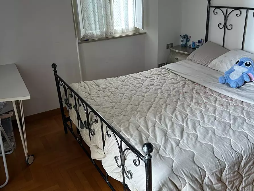 Immagine 8 di Appartamento in vendita  a Siena