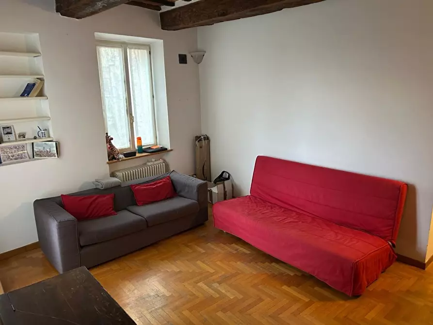 Immagine 5 di Appartamento in vendita  a Siena
