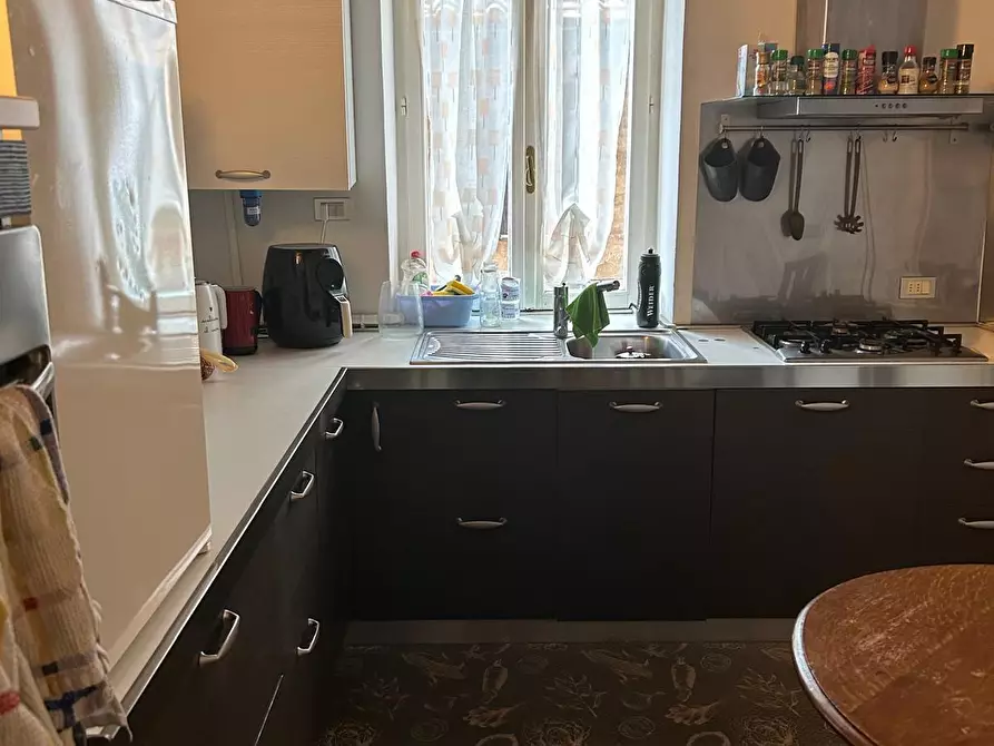 Immagine 2 di Appartamento in vendita  a Siena