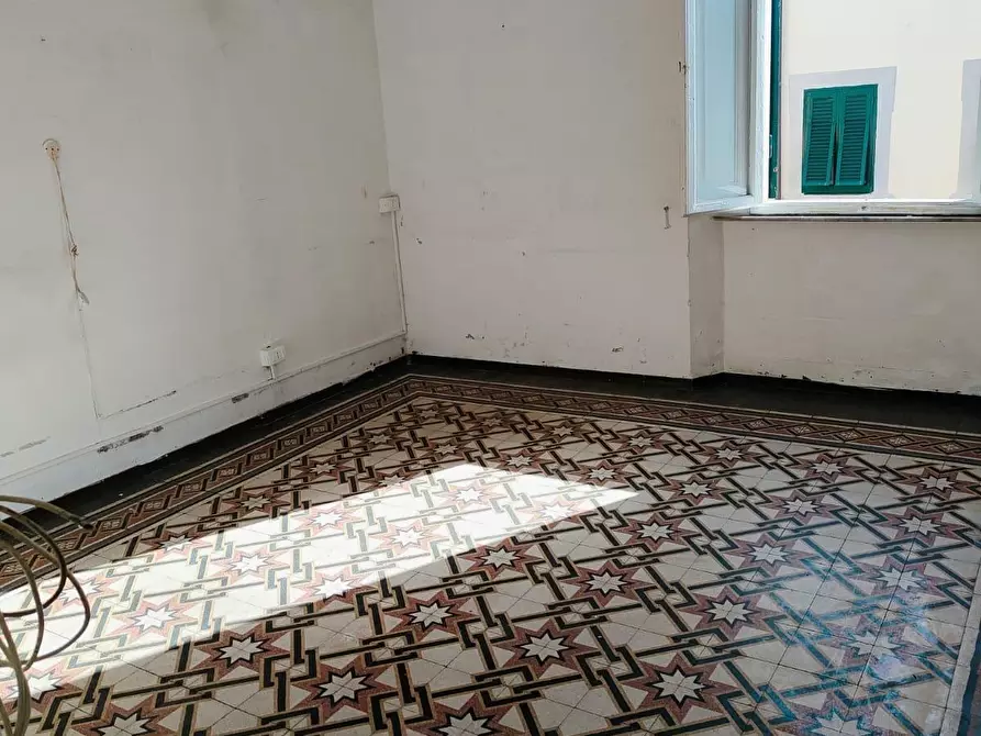 Immagine 17 di Appartamento in vendita  a Livorno