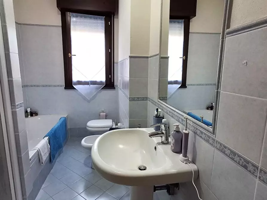 Immagine 7 di Appartamento in vendita  a Cascina