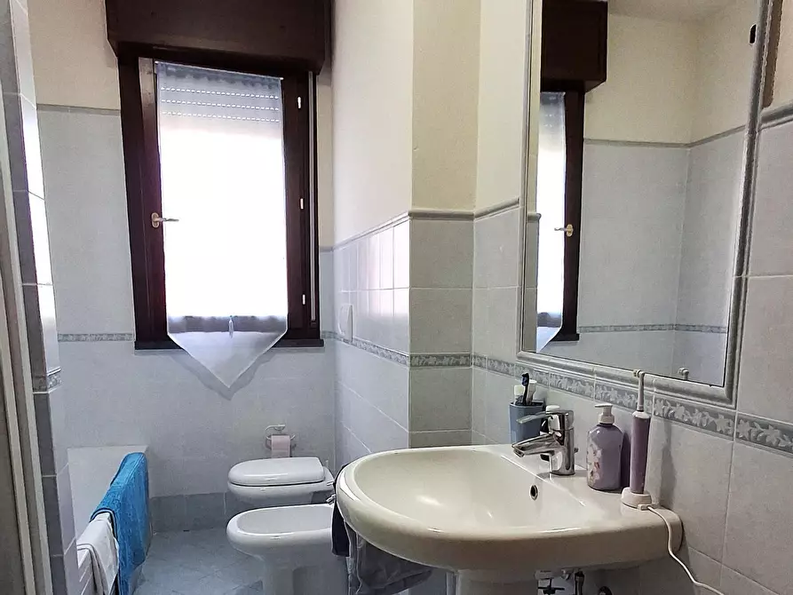 Immagine 8 di Appartamento in vendita  a Cascina