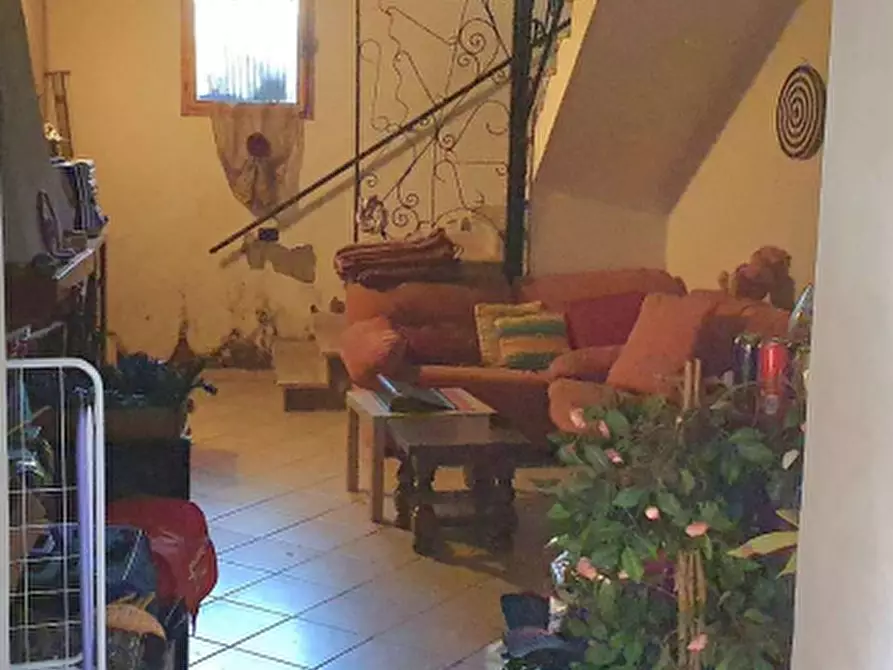 Immagine 5 di Appartamento in vendita  a Vicopisano