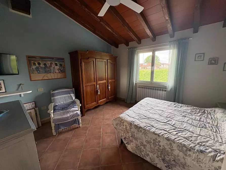 Immagine 33 di Casa bifamiliare in vendita  a Montignoso