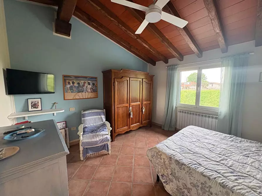 Immagine 32 di Casa bifamiliare in vendita  a Montignoso