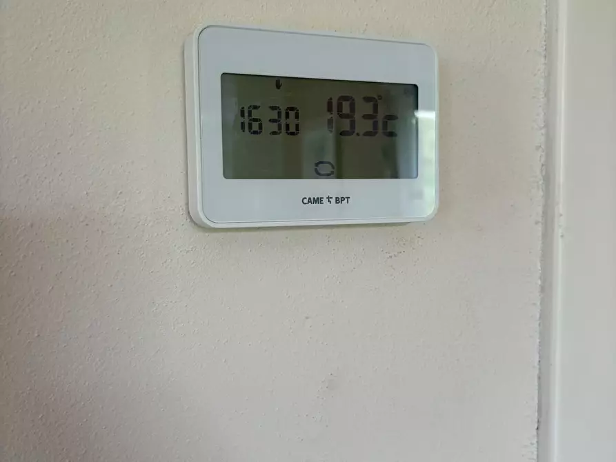 Immagine 15 di Casa bifamiliare in vendita  a Montignoso