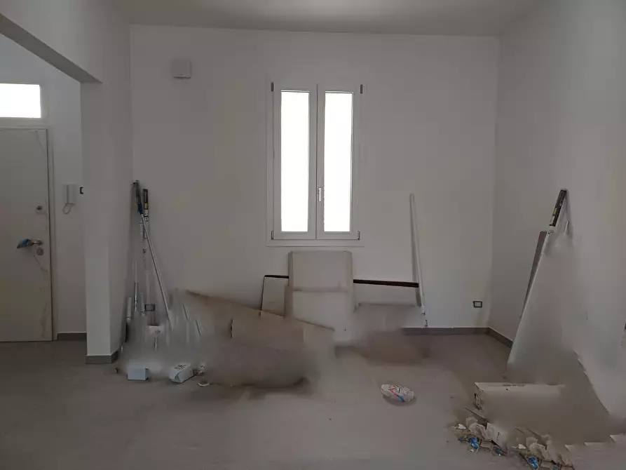 Immagine 8 di Villetta a schiera in vendita  a Empoli