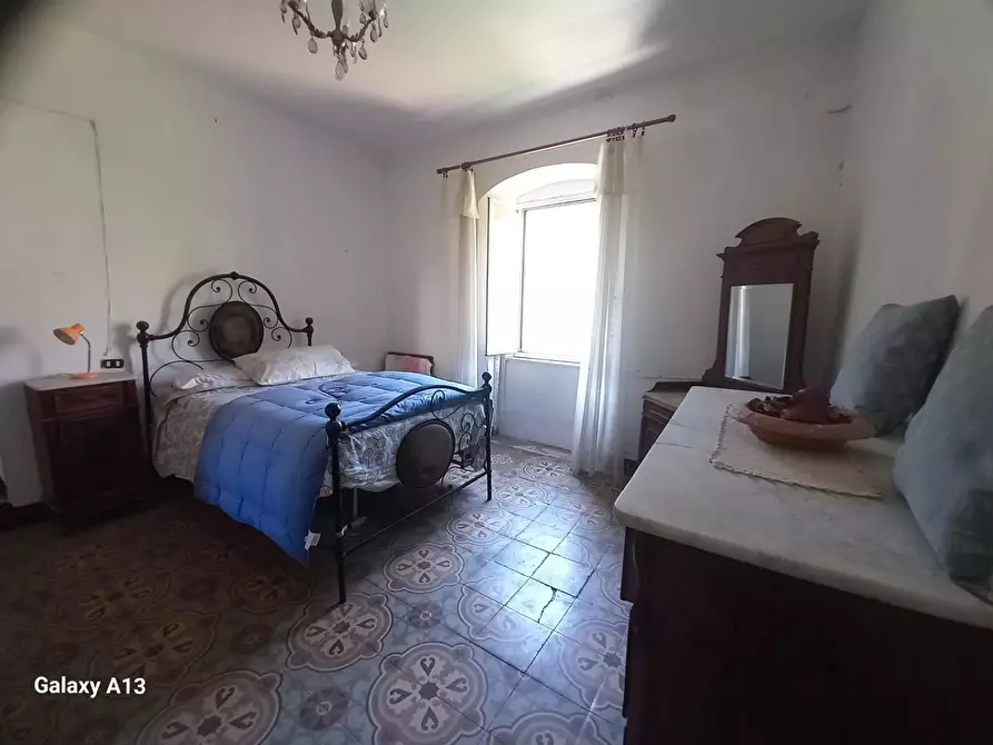 Immagine 1 di Appartamento in vendita  a Carrara