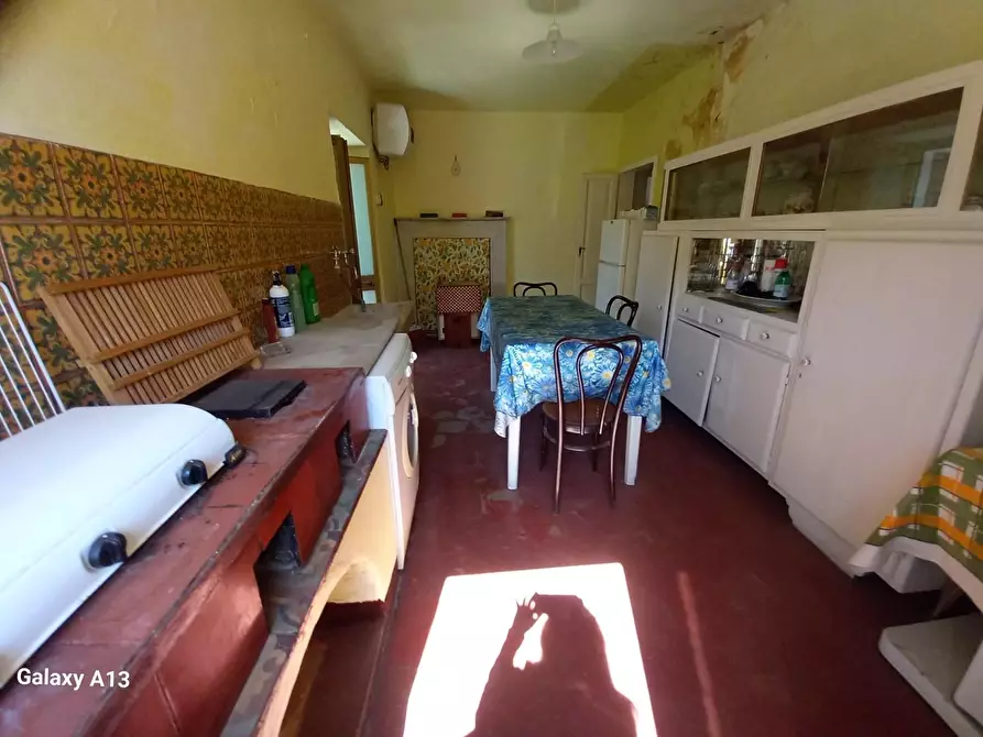 Immagine 33 di Appartamento in vendita  a Carrara