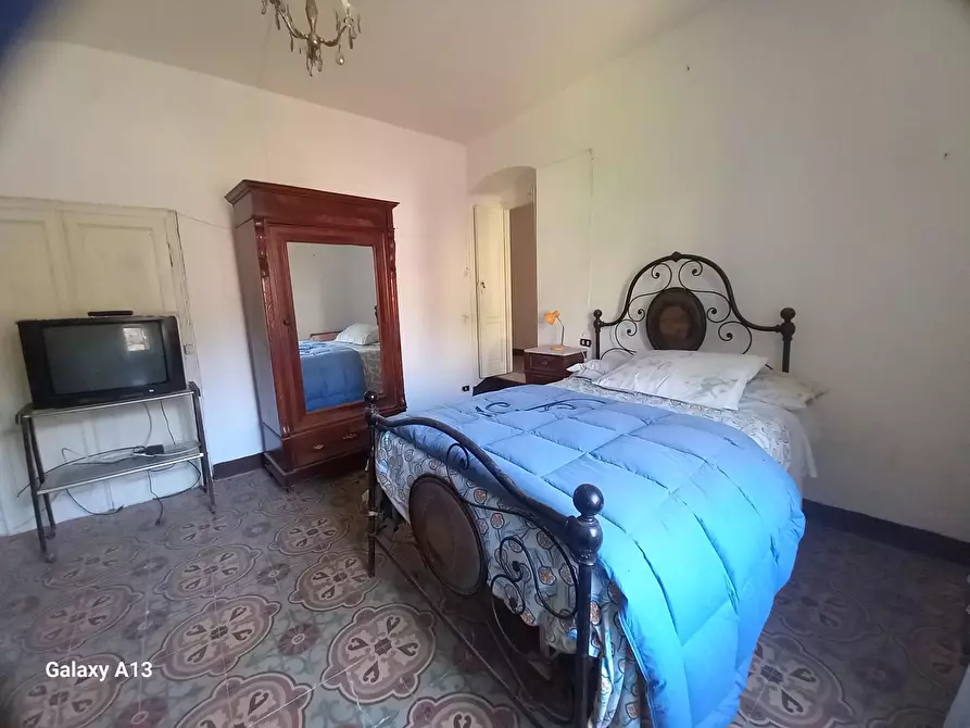 Immagine 9 di Appartamento in vendita  a Carrara