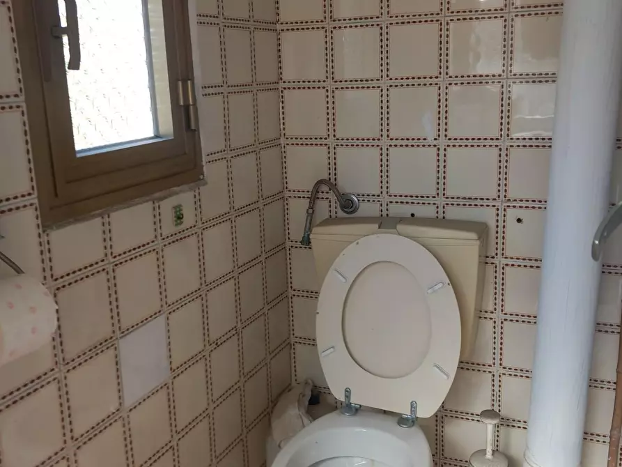 Immagine 40 di Appartamento in vendita  a Carrara