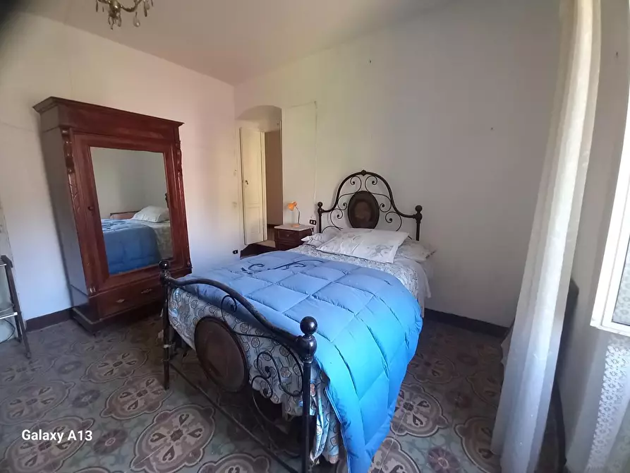 Immagine 7 di Appartamento in vendita  a Carrara