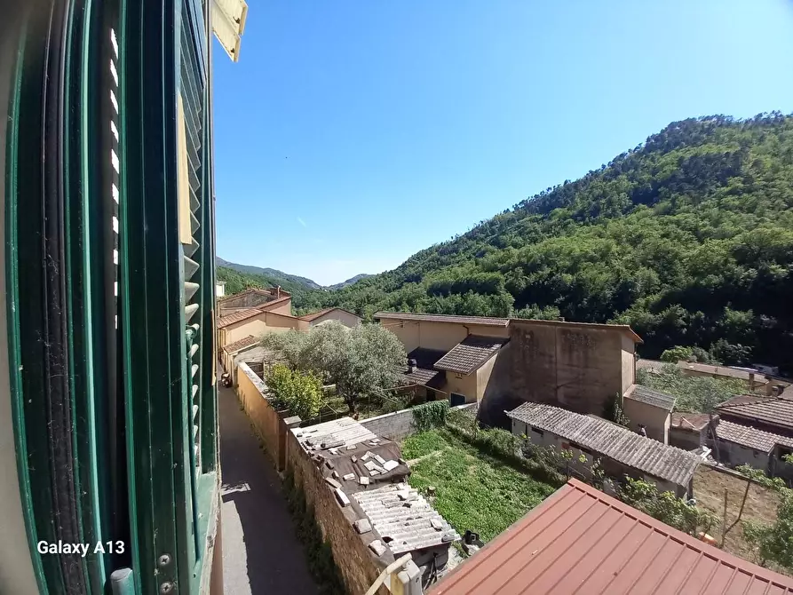 Immagine 43 di Appartamento in vendita  a Carrara